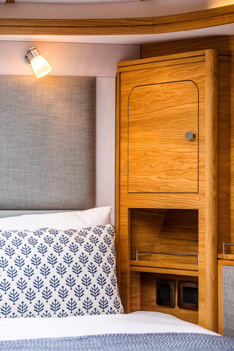 Rustler 41 cabin